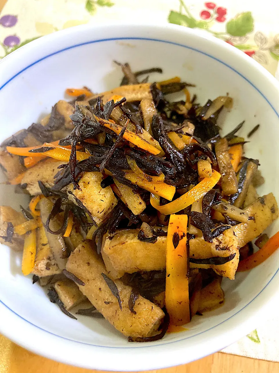 お揚げたっぷりのひじき煮🥢|keitanさん