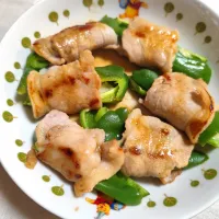 rikako♪。.:＊さんの料理 ピーマンのチーズ肉巻き!!生にんにくスライス入りで😊