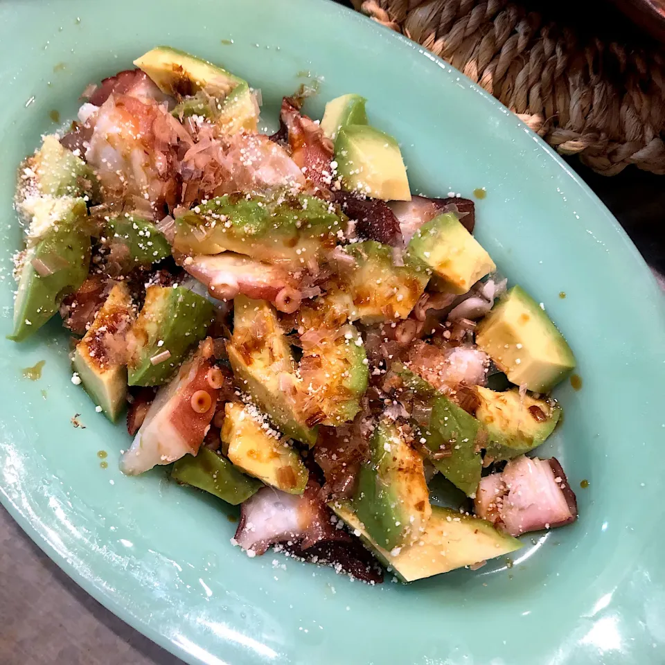 タコとアボカドの和サラダ|nao子さん