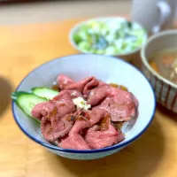 かどやフェスで買ったローストビーフでロービー丼|ツナコさん