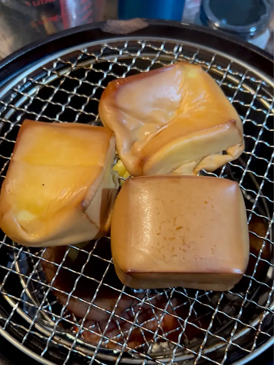 スモークチーズ(伊賀長谷園・燻製土鍋「いぶし銀」利用)|unosuke.catさん