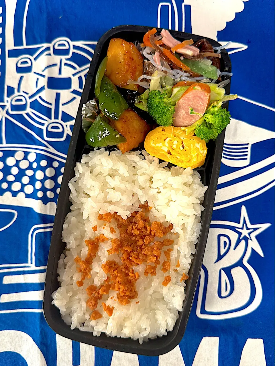 10月27日 週の始まり弁当🍱|sakuramochiさん