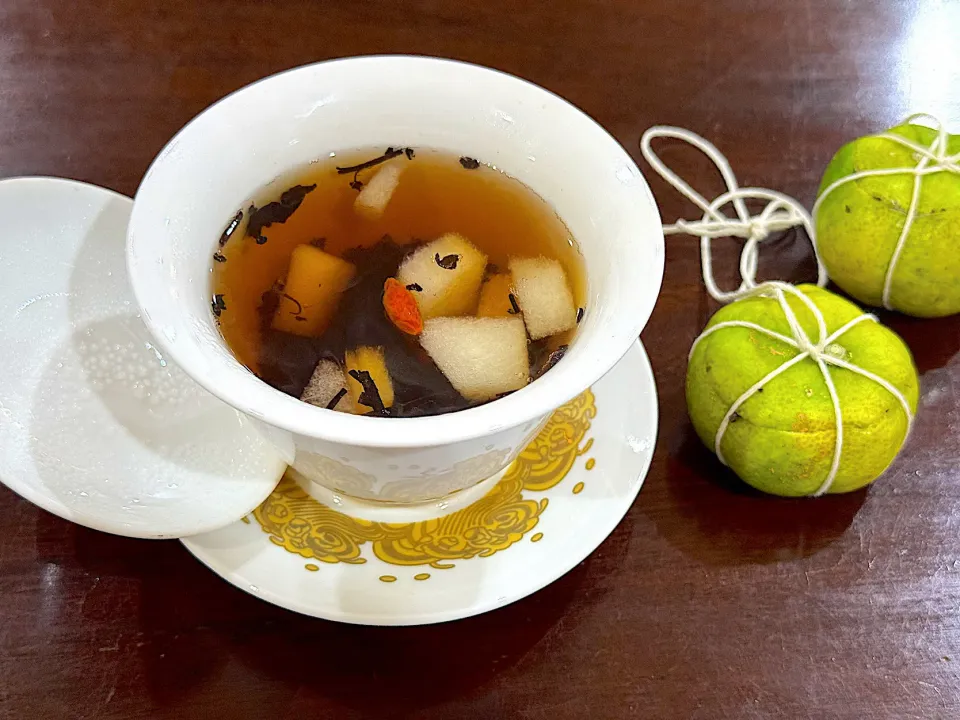 梨普洱茶を淹れて…蜜柑普洱を作りました🍊|Seikoさん