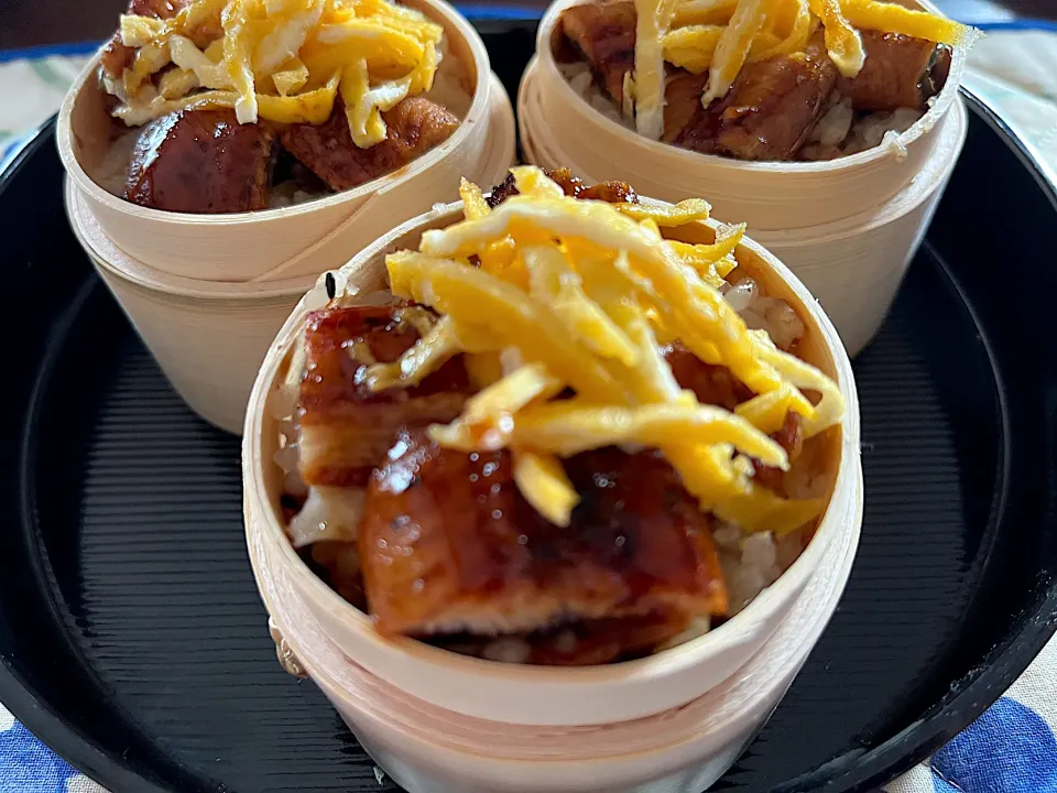 鰻セイロ蒸し蒸し，柳川風👀モチモチ♪|ワイントンさん