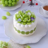 シャインマスカットケーキ🍇|moeさん