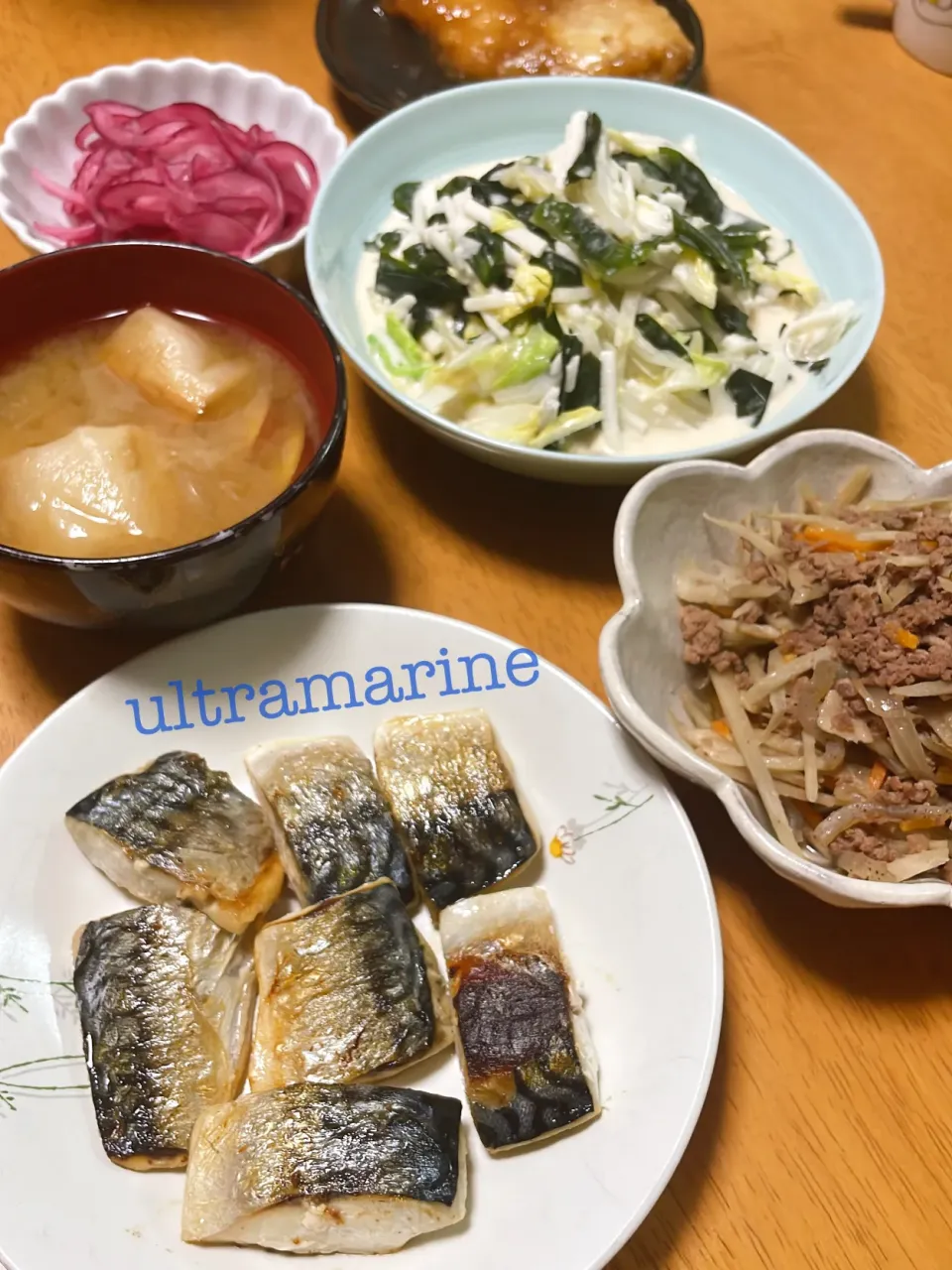 ＊焼き鯖と副菜いろいろ晩ごはん♪＊|ultramarineさん