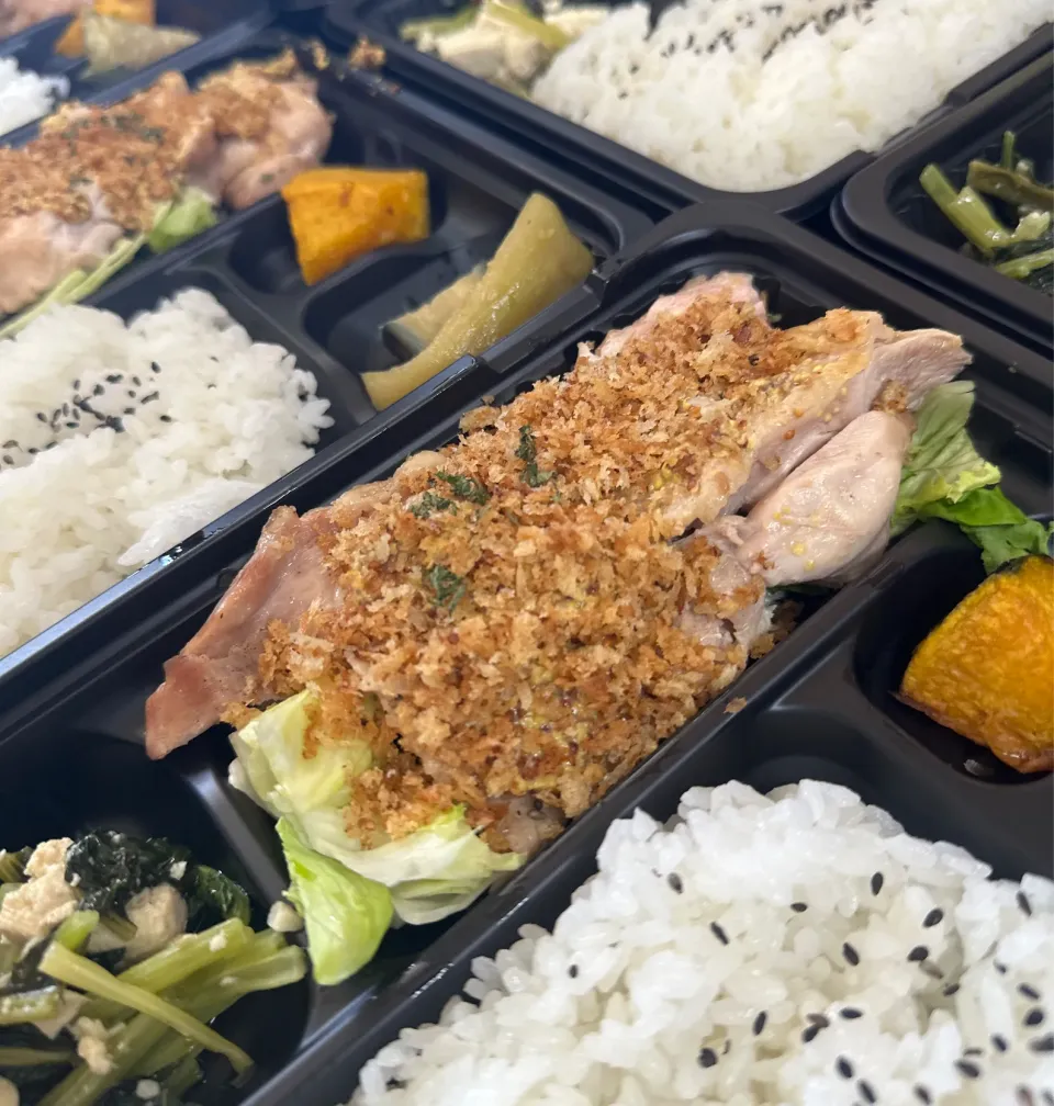 チキン小悪魔風ステーキ弁当|沖縄「ピロピロ」ライフさん