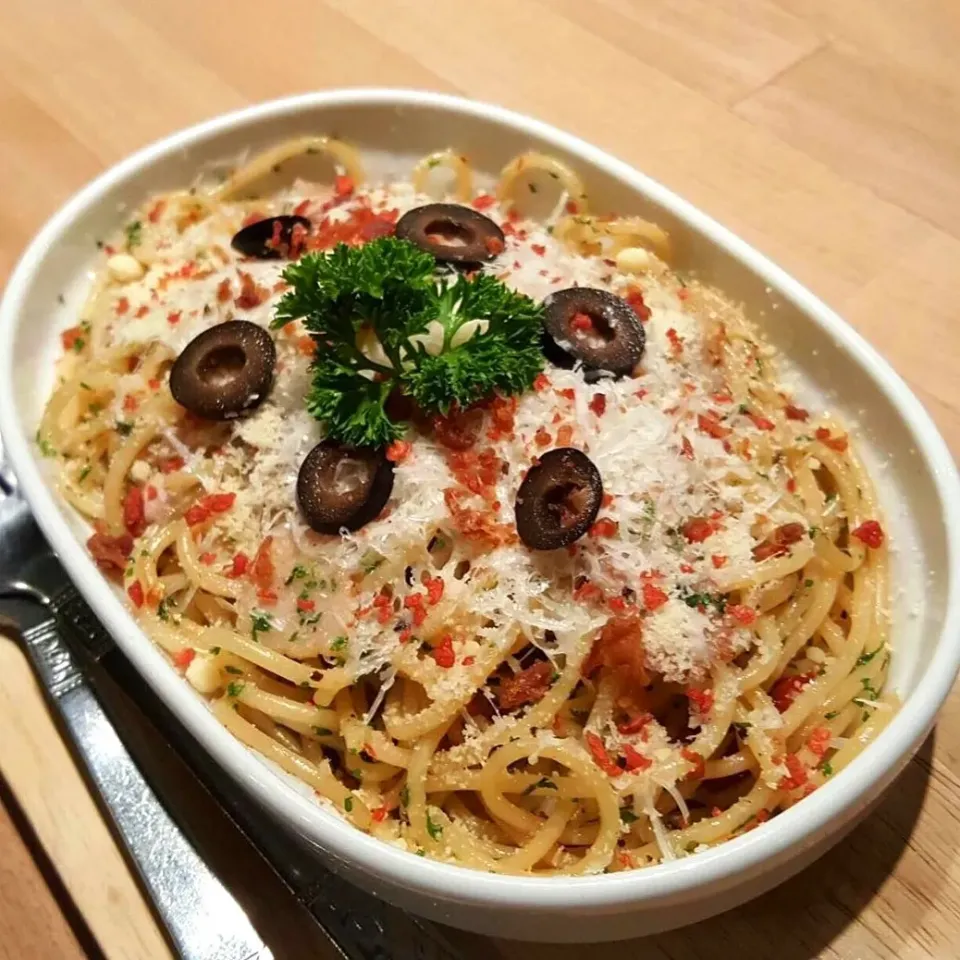 Tasty Spaghetti For Lunch 🍝🤤|An'leeさん