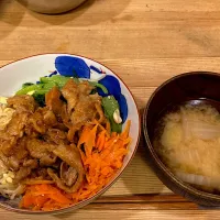 ビビンバ丼|ひーさん