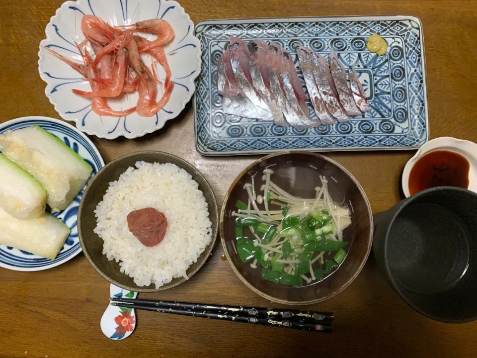 昼食　平アジと甘エビの刺身|ATさん