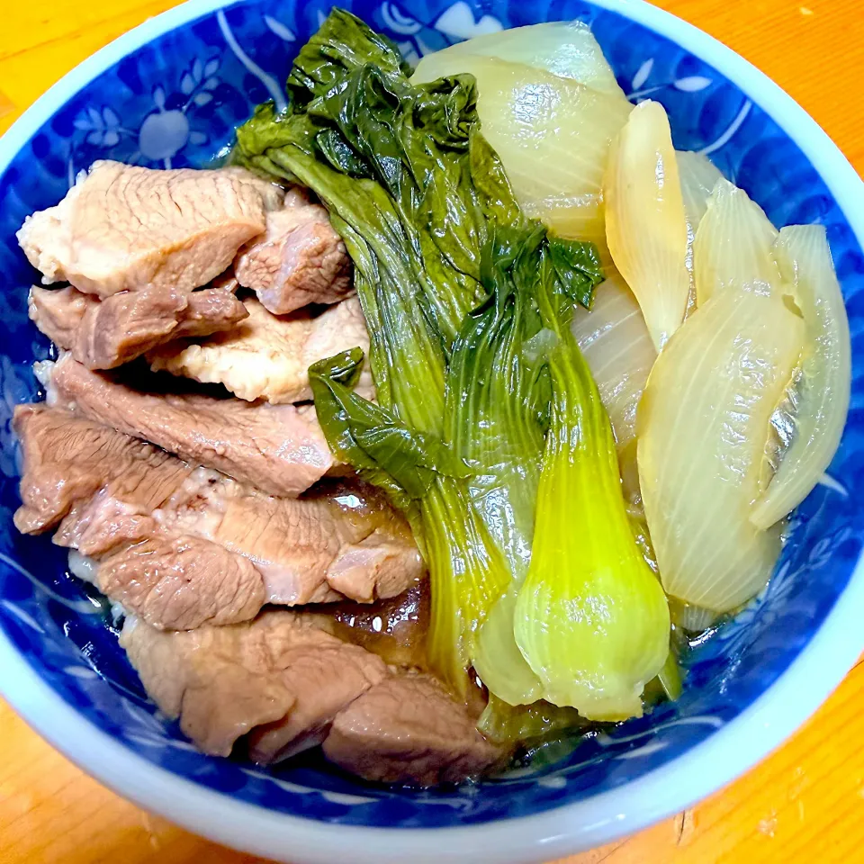 豚肉と青梗菜と玉ねぎのさっぱりだし煮|Sakuraさん