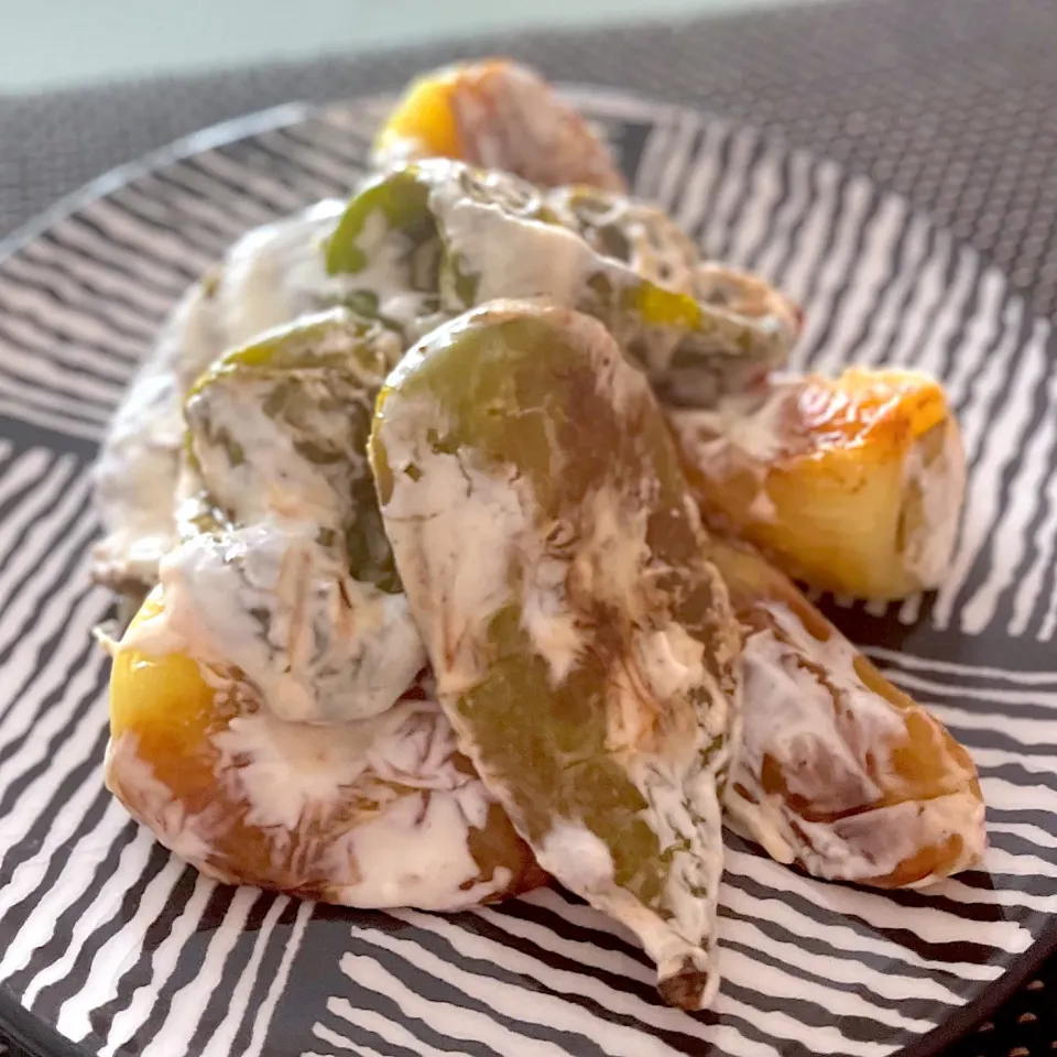 甘唐辛子の揚げ焼き🌶️ Biber Kızartması（ビベル・クザルトマス）|きなこもちさん