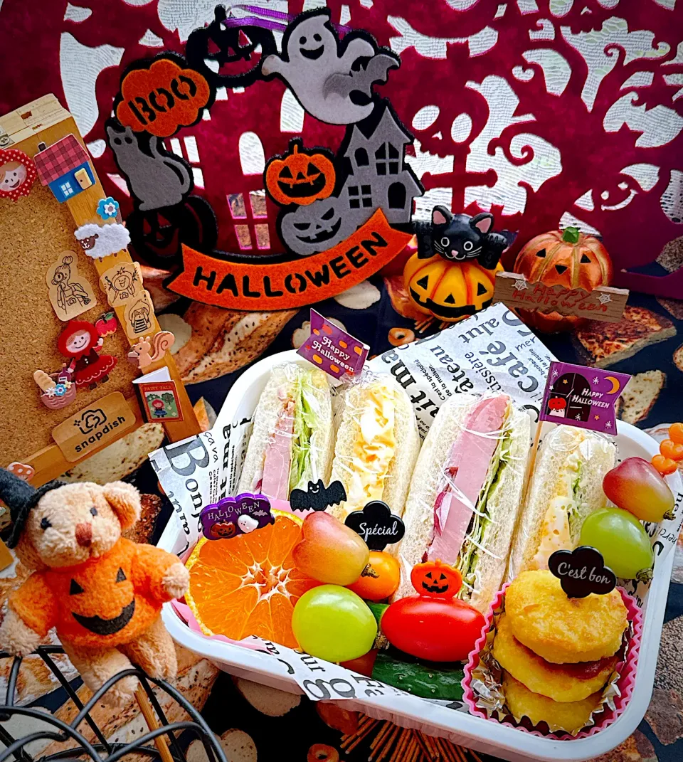 2025/10/29 ハムと玉子のサンドイッチ弁当|Blueberry🫐さん