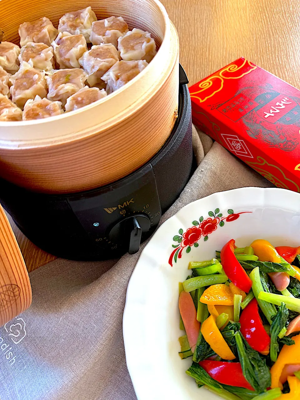 小松菜炒め🥬と崎陽軒シウマイ|サミカさん