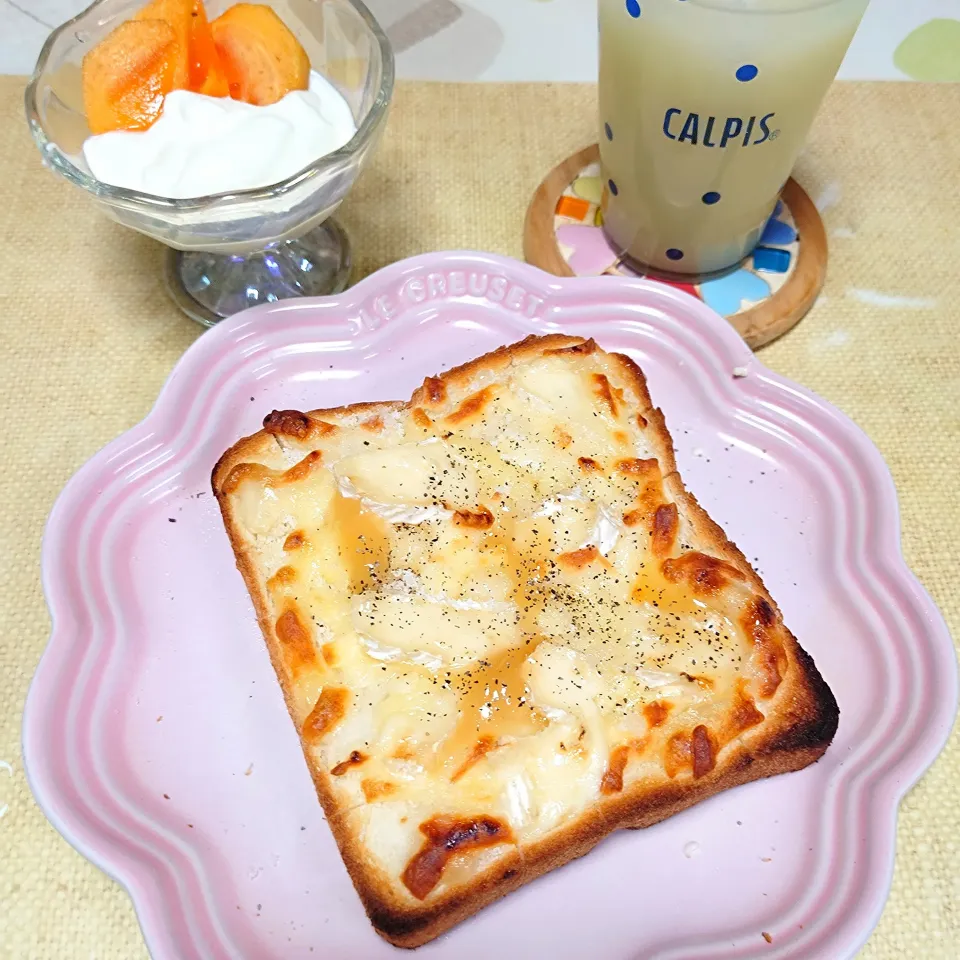 やみつき！チーズたっぷりトースト|うたかた。さん