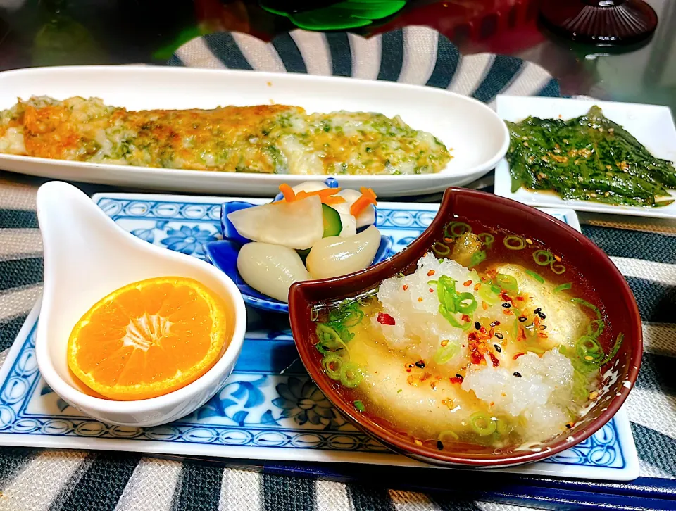揚げ出し豆腐……メインはニンニク鍋🧄|Reikoさん