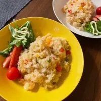 炊飯器でエビチャーハンのお夕飯🌛|みーぬ | 毎食野菜を食べる家さん