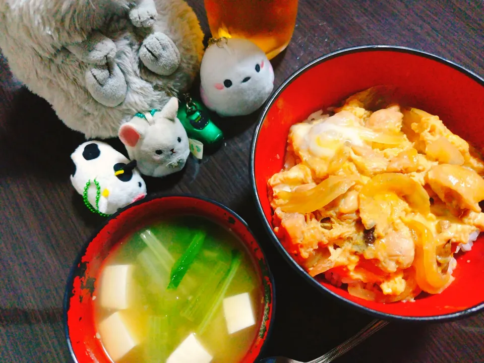 親子丼、豆腐と小松菜の味噌汁|サトリさん