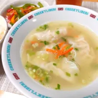 スープ餃子、パプリカベーコン炒め|万葉さん