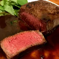 ステーキ(赤ワインソース)|リョウさん