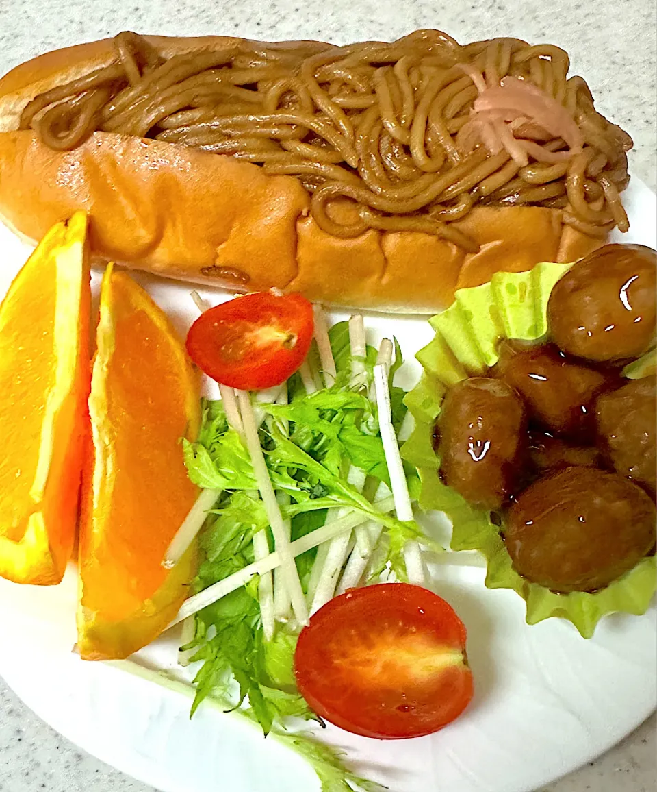 焼きそばパンモーニング|besさん