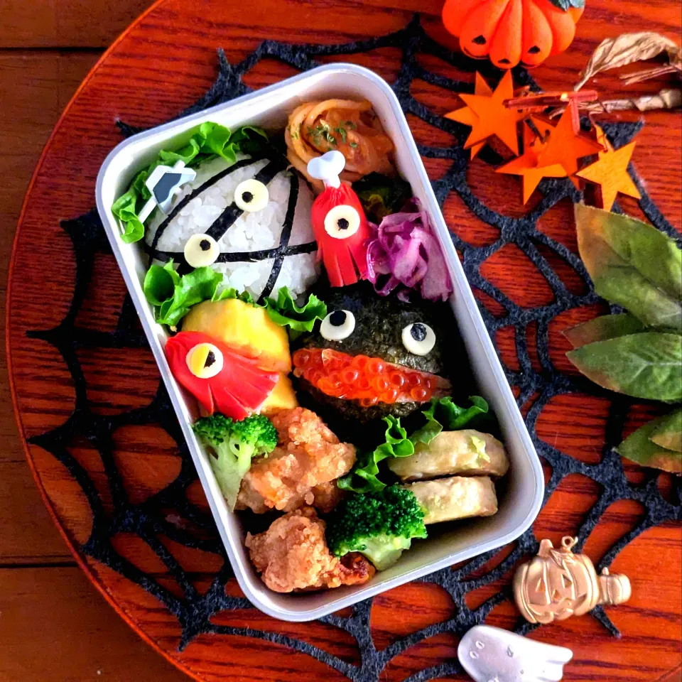 ハロウィンおにぎり弁当🎃|さらママさん