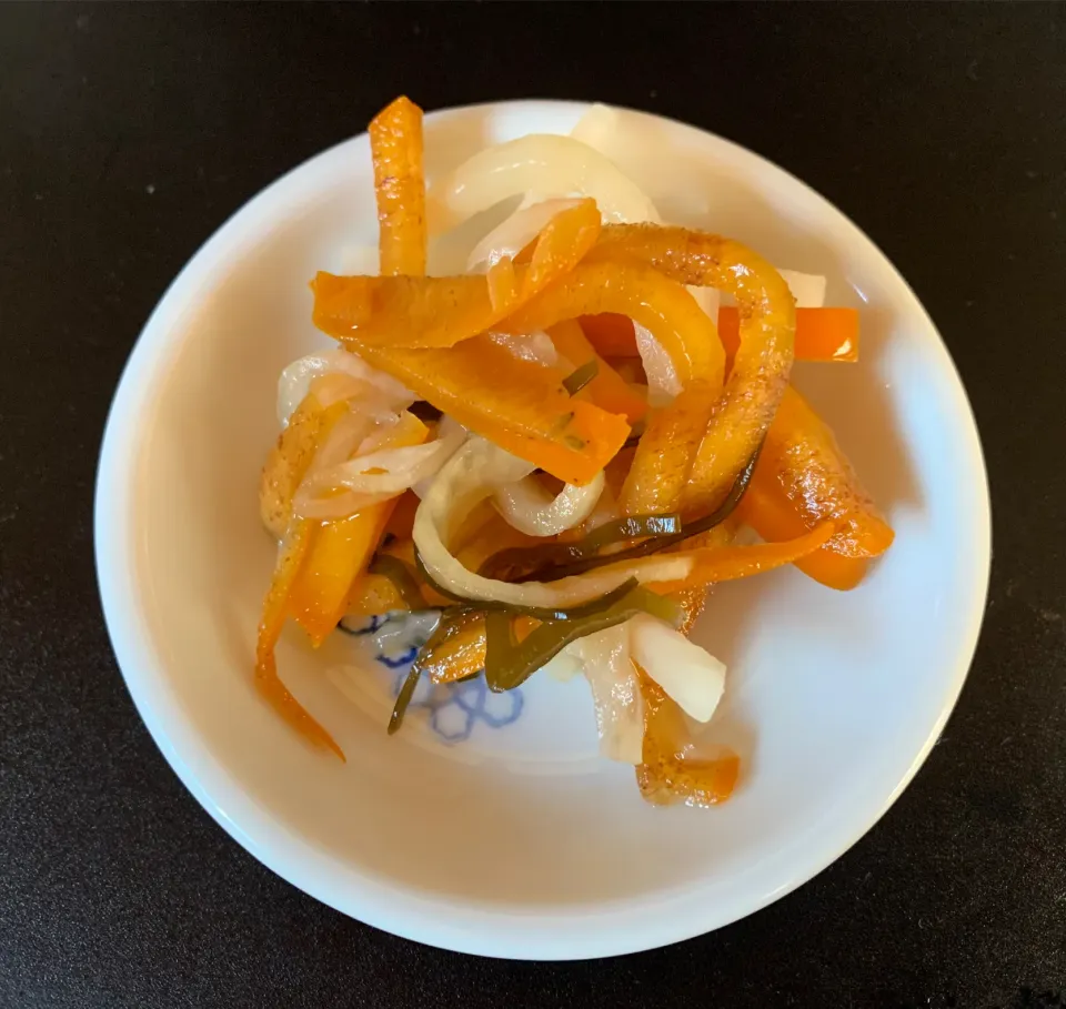 柿の皮と大根のなます|そらまめさん