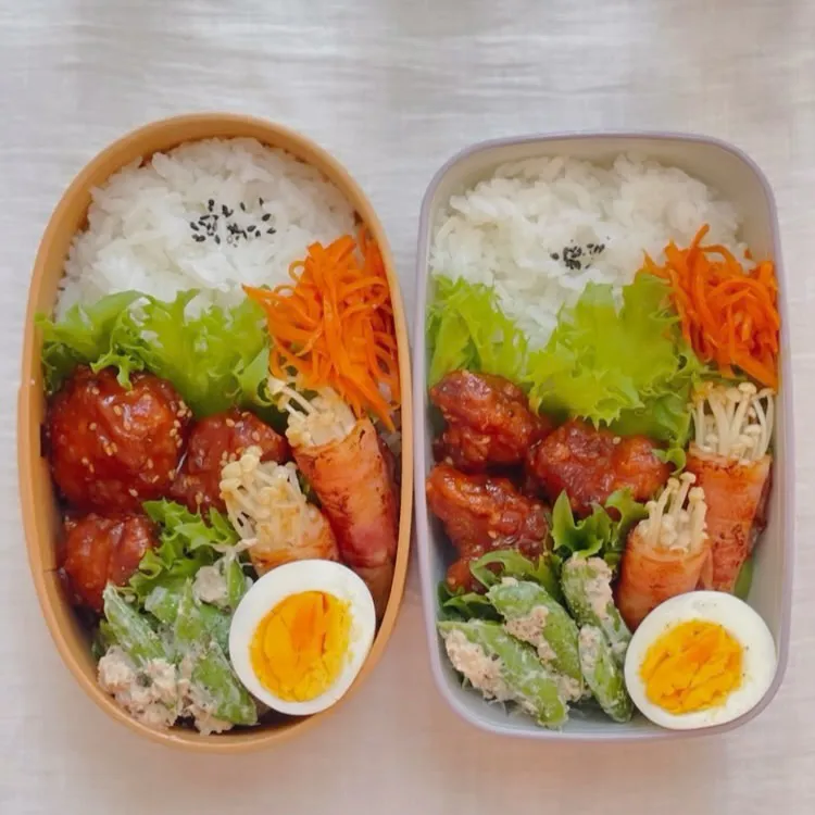 ヤンニョムチキンと
えのきのベーコン巻きの　　　　　　　　　　　お弁当♡ ﾟ+｡:.ﾟ|ohanaさん