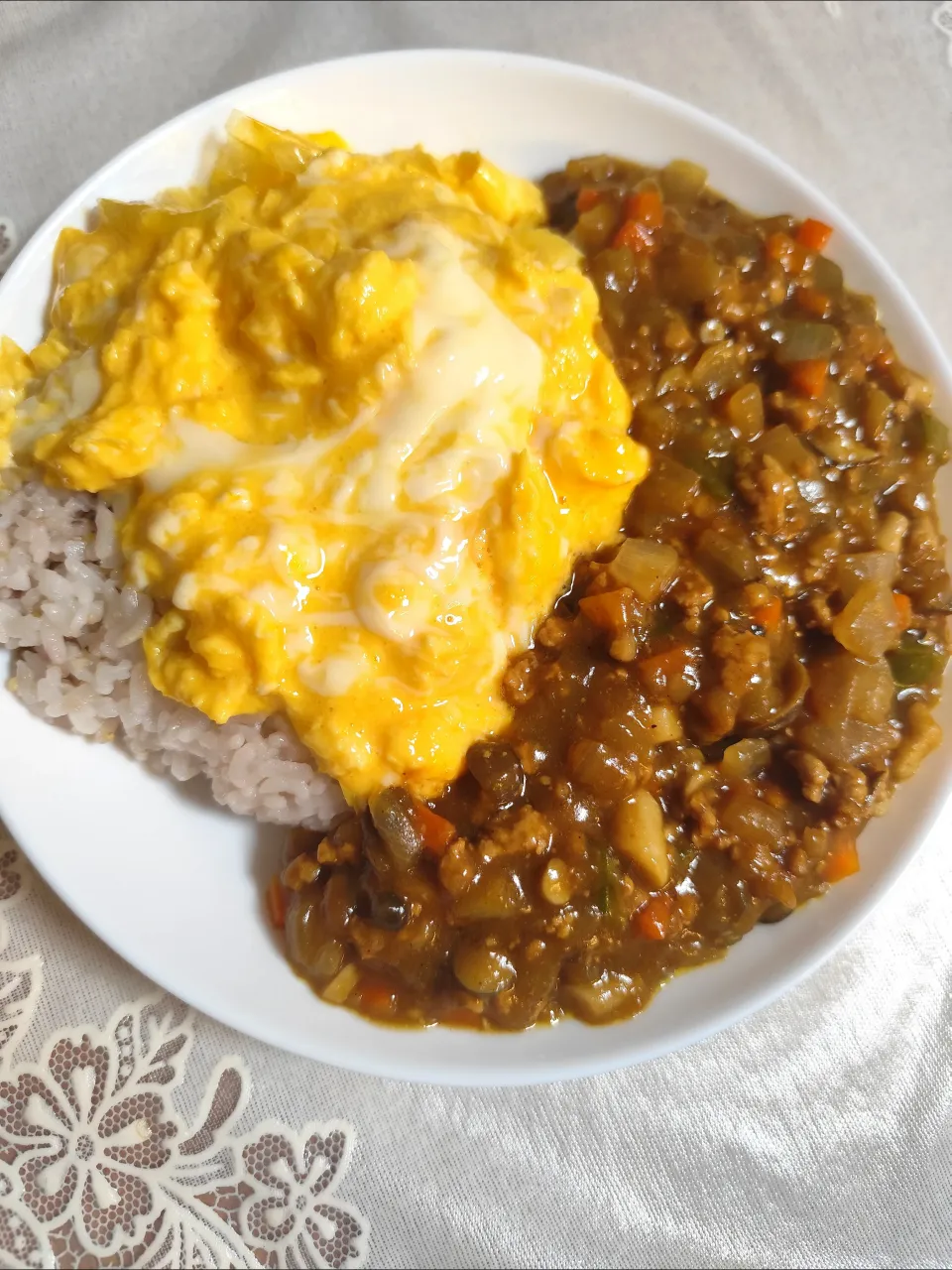 昨日の夜ご飯オムカレー|m.rafuさん