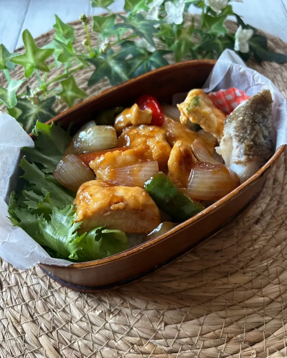 今日のお弁当　鶏肉と野菜の甘酢あん|yoshiyoshiさん