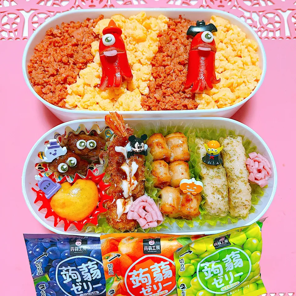 鮭フレークと炒り卵の2色丼お弁当🍱|miyurumoさん