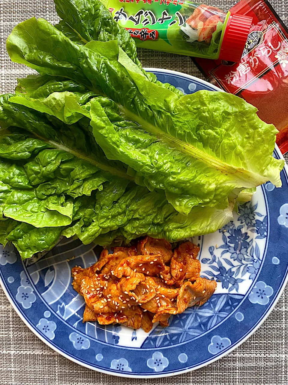 豚バラ肉のサムジャン和え　サンチュに巻いて|栃倉 直人さん