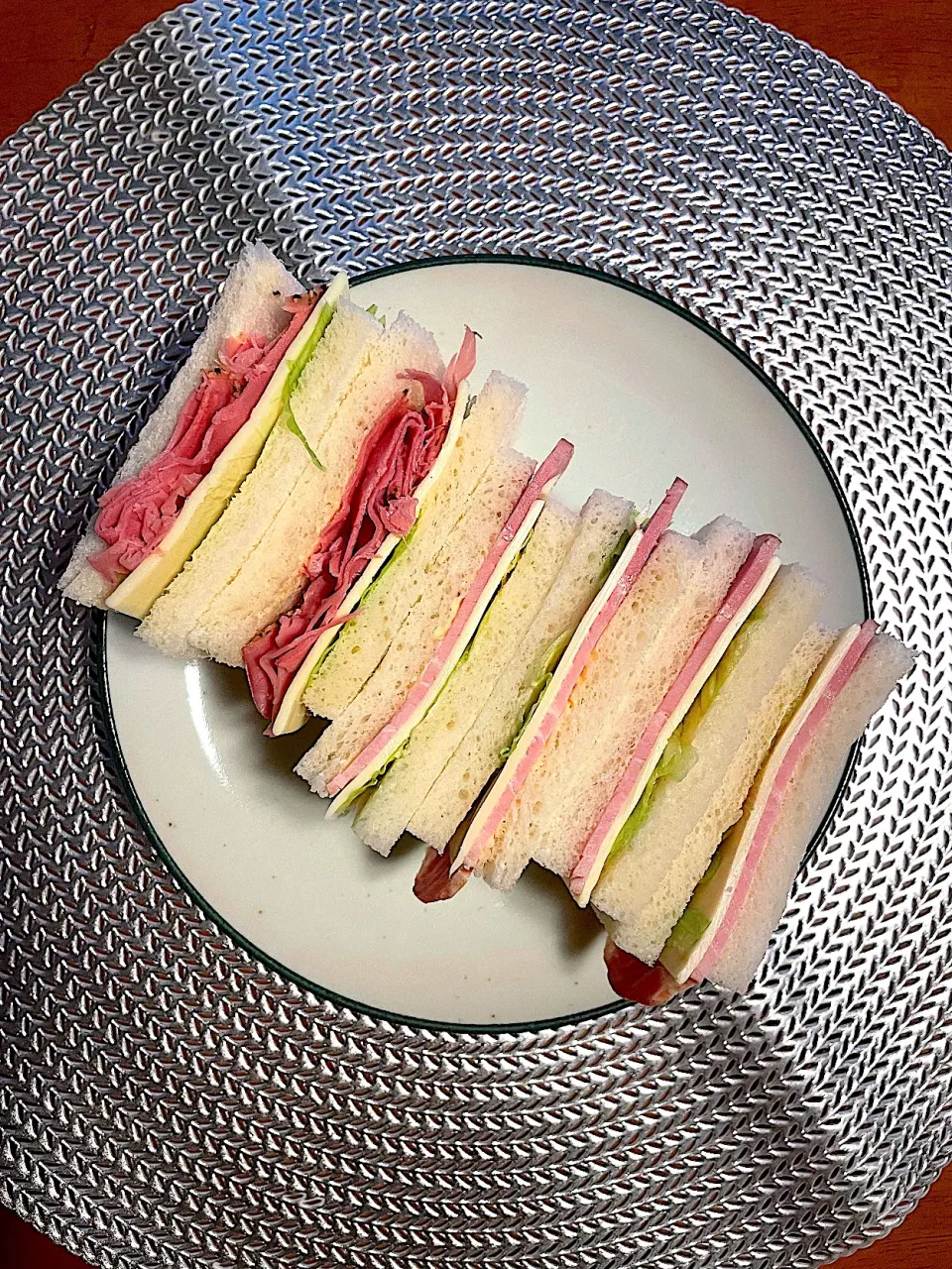 今日はサンドイッチです|めんちゃんさん