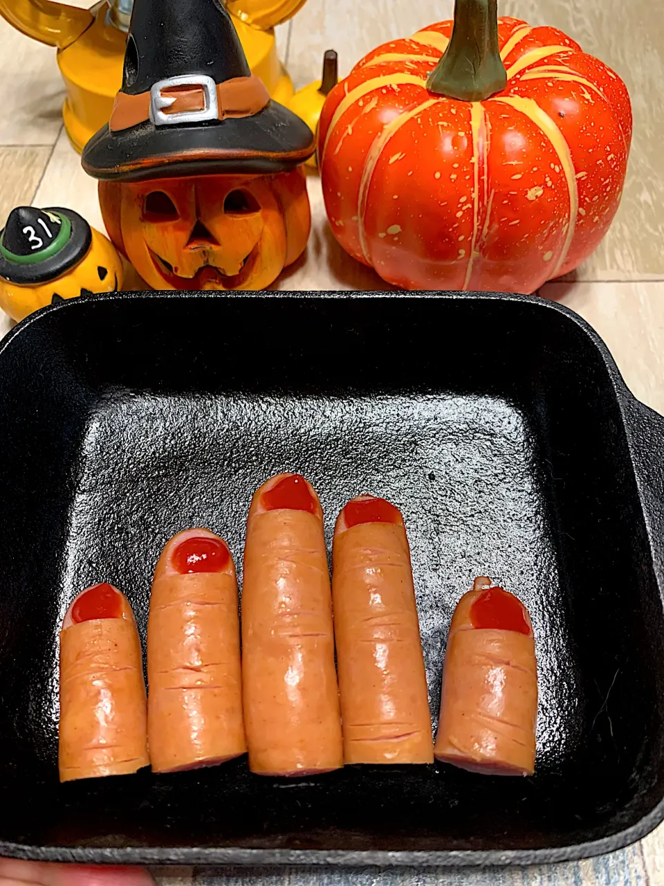 ハッピーハロウィン🎃指ソーセージ|みっこちゃんさん