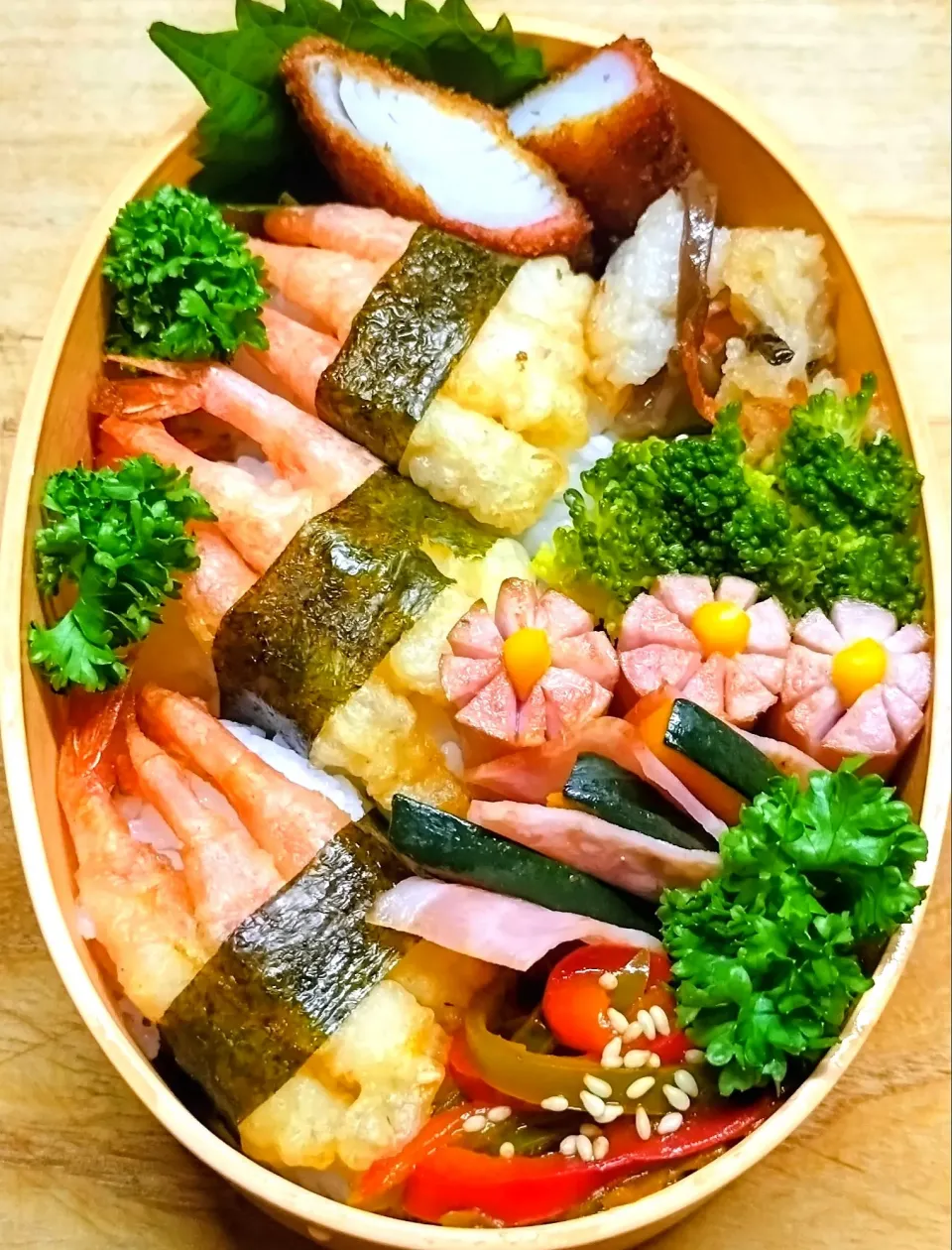 甘エビ天むす弁当🍱|にゃん(=^・^=)さん