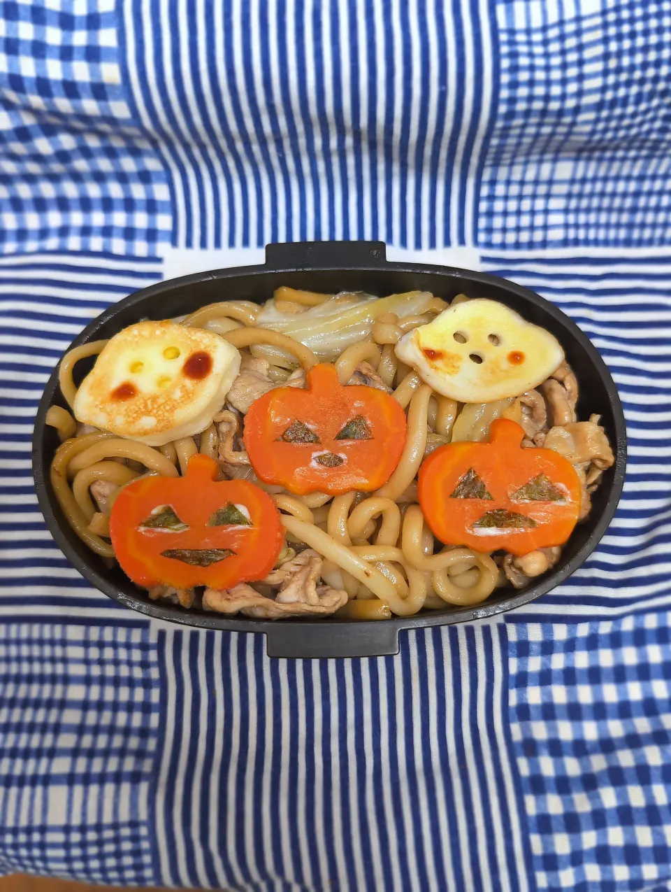 ハロウィン弁当　焼きうどん|ハリネズミさん