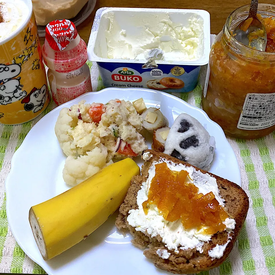マーマレードとクリームチーズのパン|みんみんさん