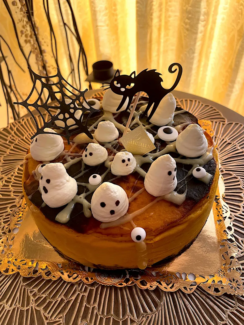 パンプキンチーズケーキ🎃　ハロウィンバージョン👻|Miyukiさん