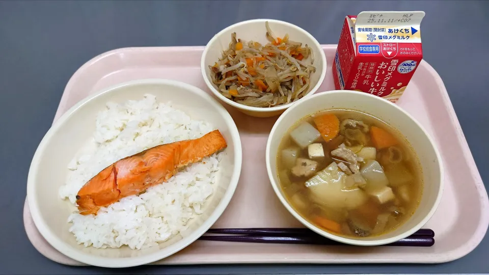 今日の給食(10/31)|えっちゃんさん