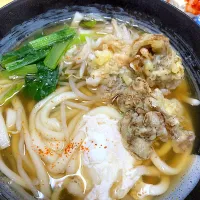 在宅勤務中のランチ(舞茸天麩羅うどん)|おおもりの星さん