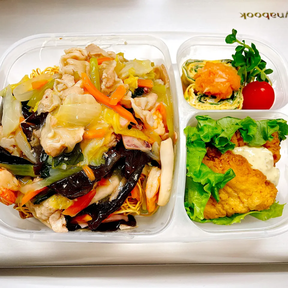 🐷【皿うどん(餡をかけた後～)】🐷|Laniさん