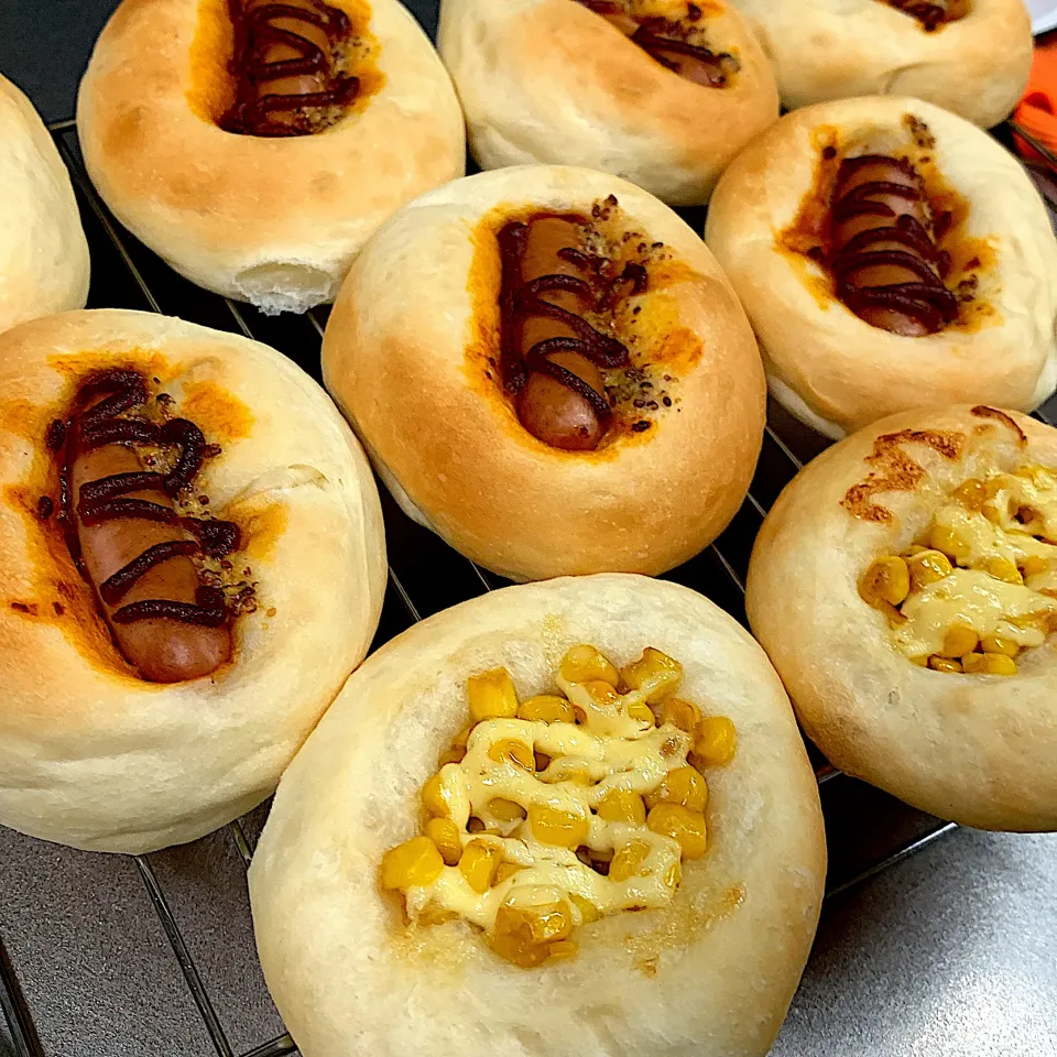 ウインナーパン　&   コーンパン|yukomamachanさん