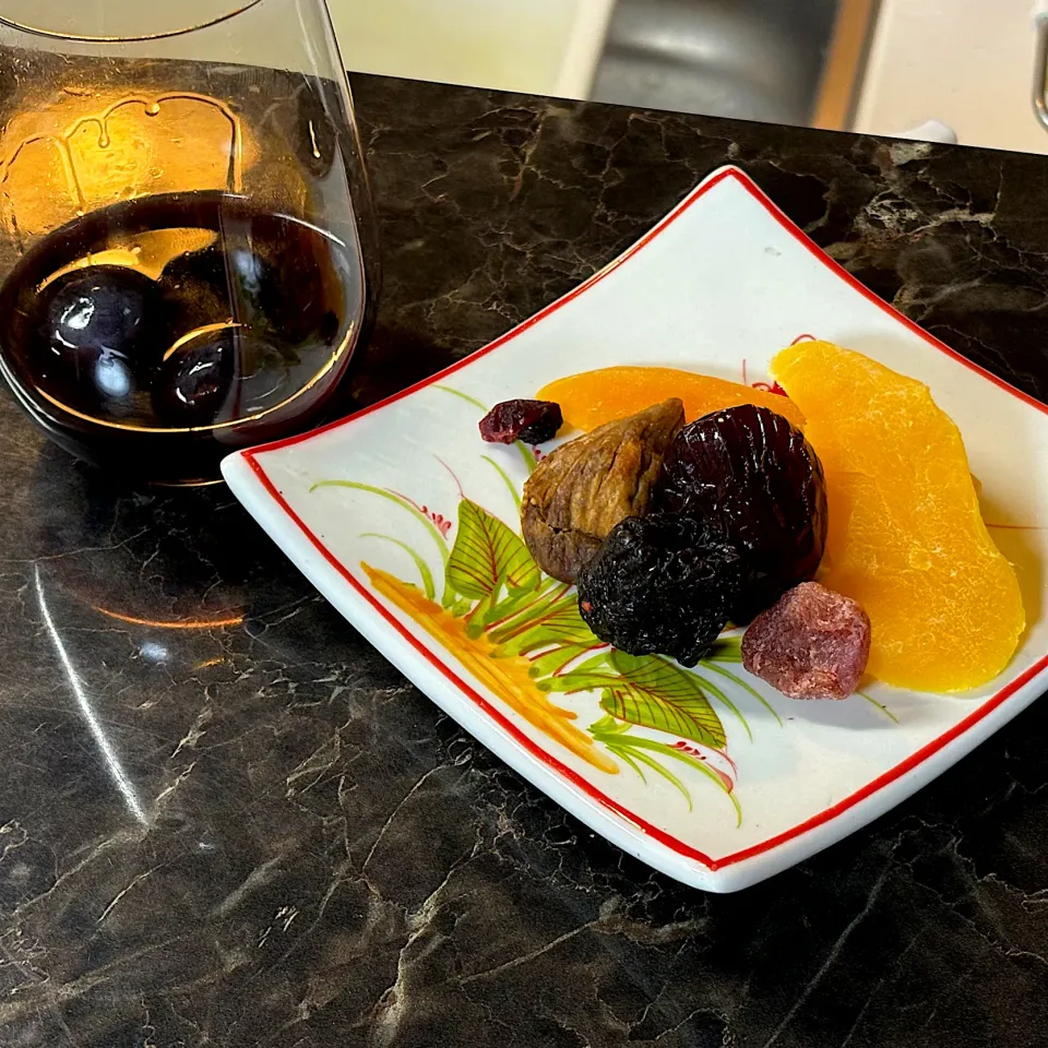 巨峰入りワインとドライフルーツ|yuiさん