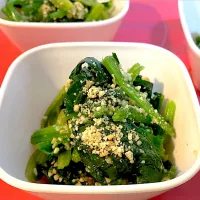 ほうれん草のピーナッツ和え|akopeko ◡̈⋆さん