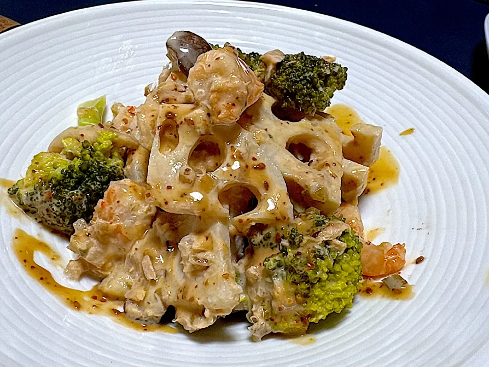 蓮根とブロッコリー🥦エビのサラダ|サチさん