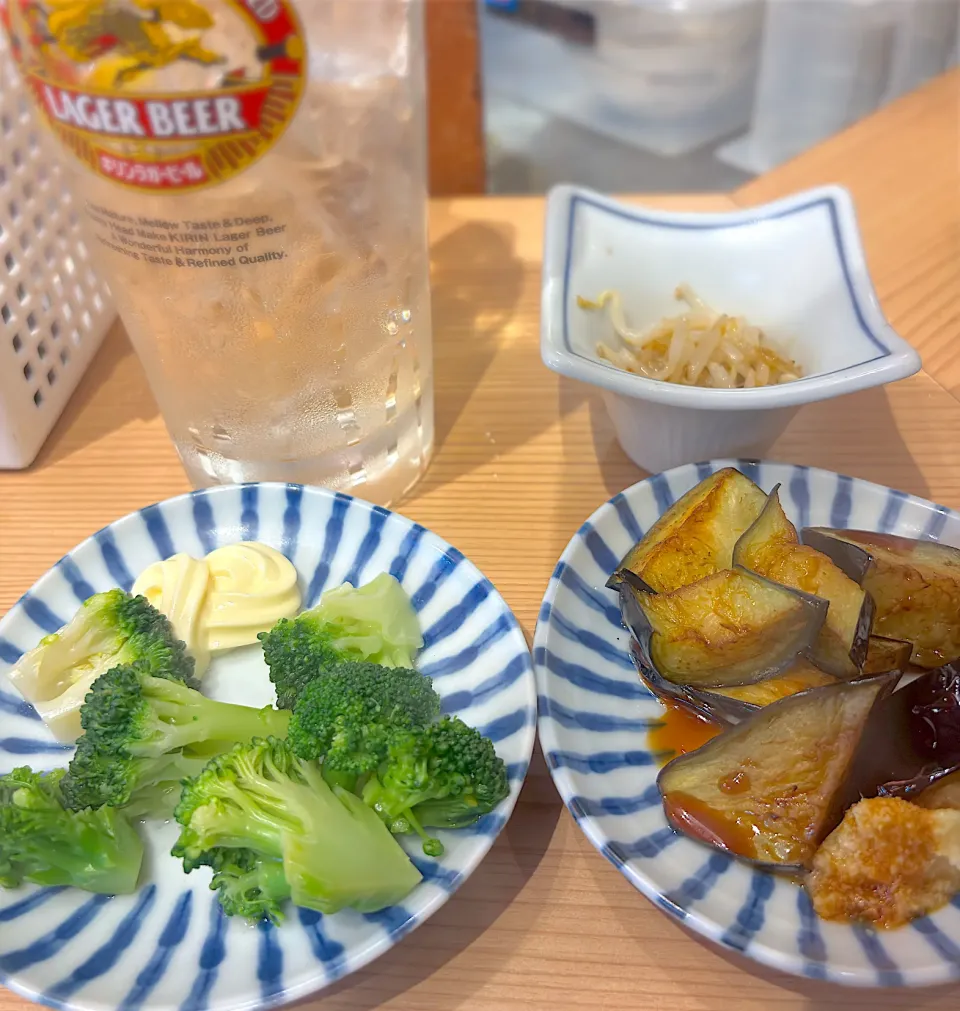 ブロッコリーマヨ と なすしょうが|あきちゃ☆彡さん