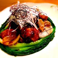 糖醋肉塊(北京風本格黒酢酢豚)豚肉ももは下味、工程をしっかり踏んで、超ー柔らかく食べれる方法があります❣️私好みは豚もも肉の脂は全部取り除いて、ヘルシーに仕上げます|ちぃちゃんさん