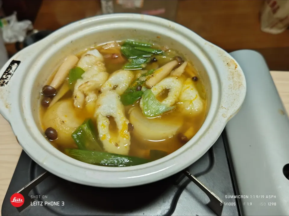 休みのく2025/10/31家居酒屋「秋田県名物新米あきたこまちきりたんぽ鍋」|Tarou  Masayukiさん