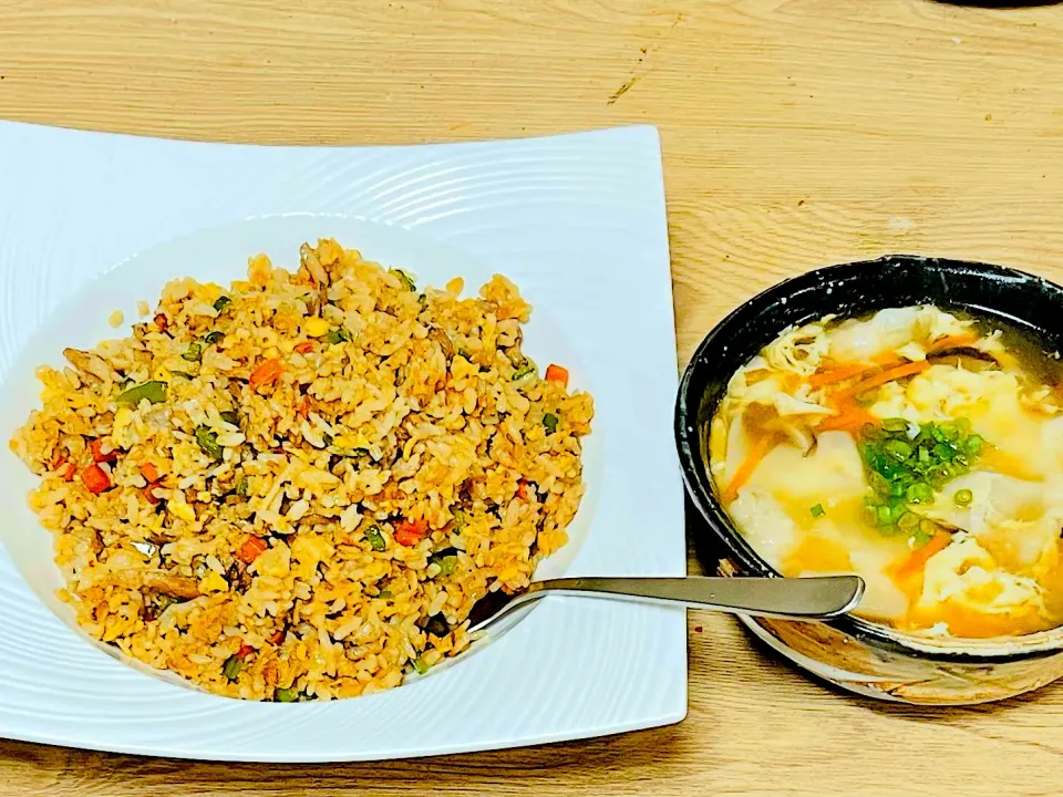 炒飯とワンタンスープ|銀蔵じいちゃんさん