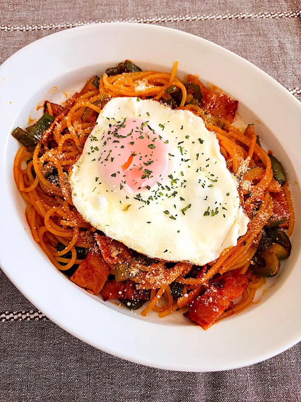 ズッキーニピーマンベーコンナポ|kossyossさん